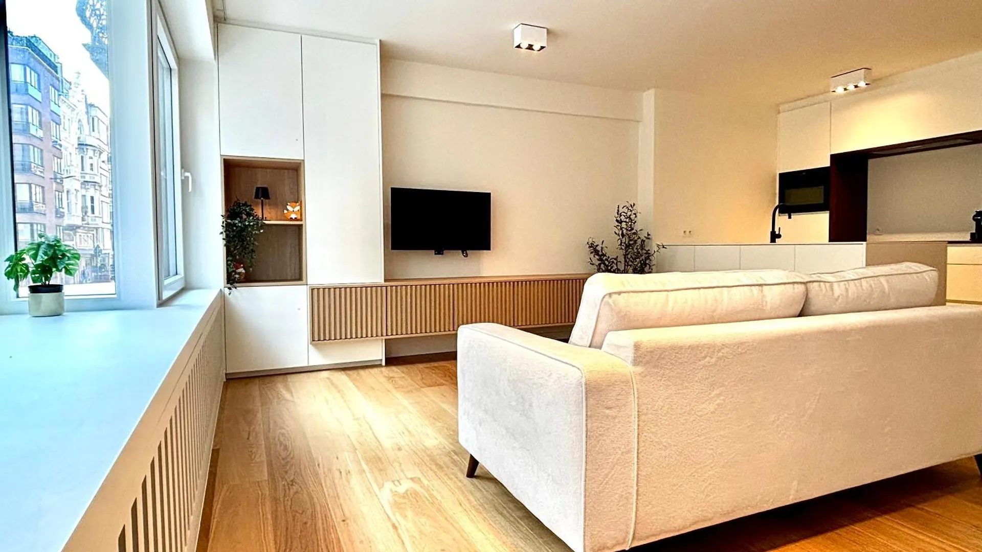 Beautiful Apartment With Parking Close To The Sea & City Center オステンド